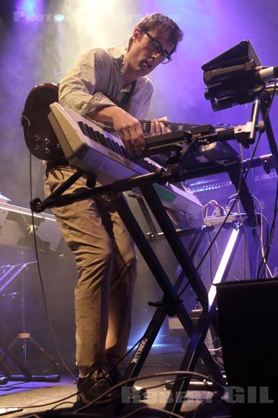 BATTLES - 2015-05-23 - PARIS - Espace Charlie Parker - Grande Halle - 